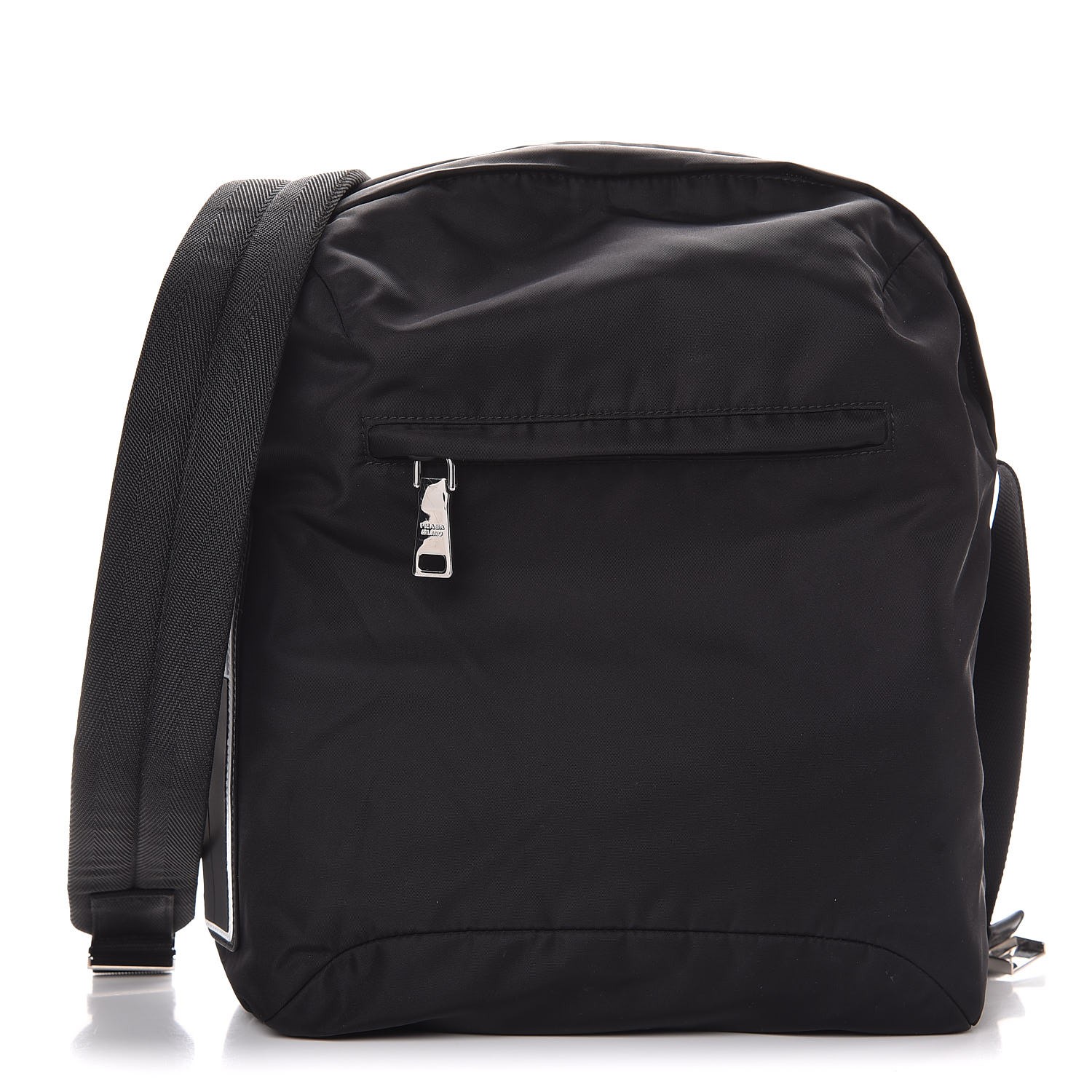 PRADAブラックジッパー付きのショートブーツ PRADAブラックジッパー付きのショートブーツ