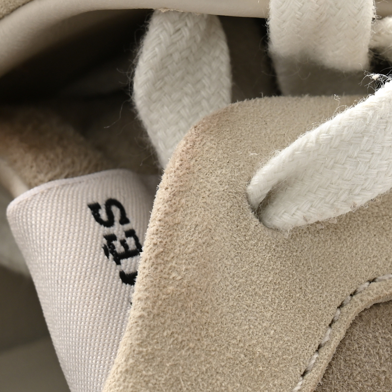 HERMES スニーカー ジェット Jet / Beige Lin / Naturel HERMES Suede Goatskin Jet Sneakers 37 Beige Esquisse Glaise