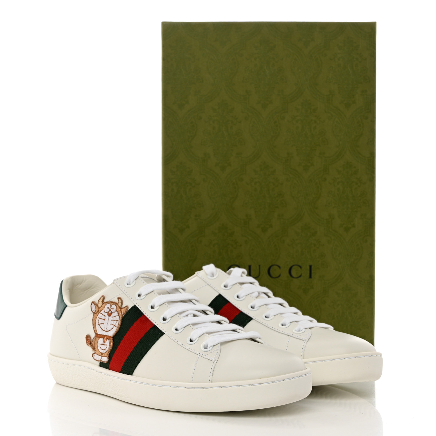 GUCCI X DORAEMON Calfskin Fujiko Embroidered Womens Ace