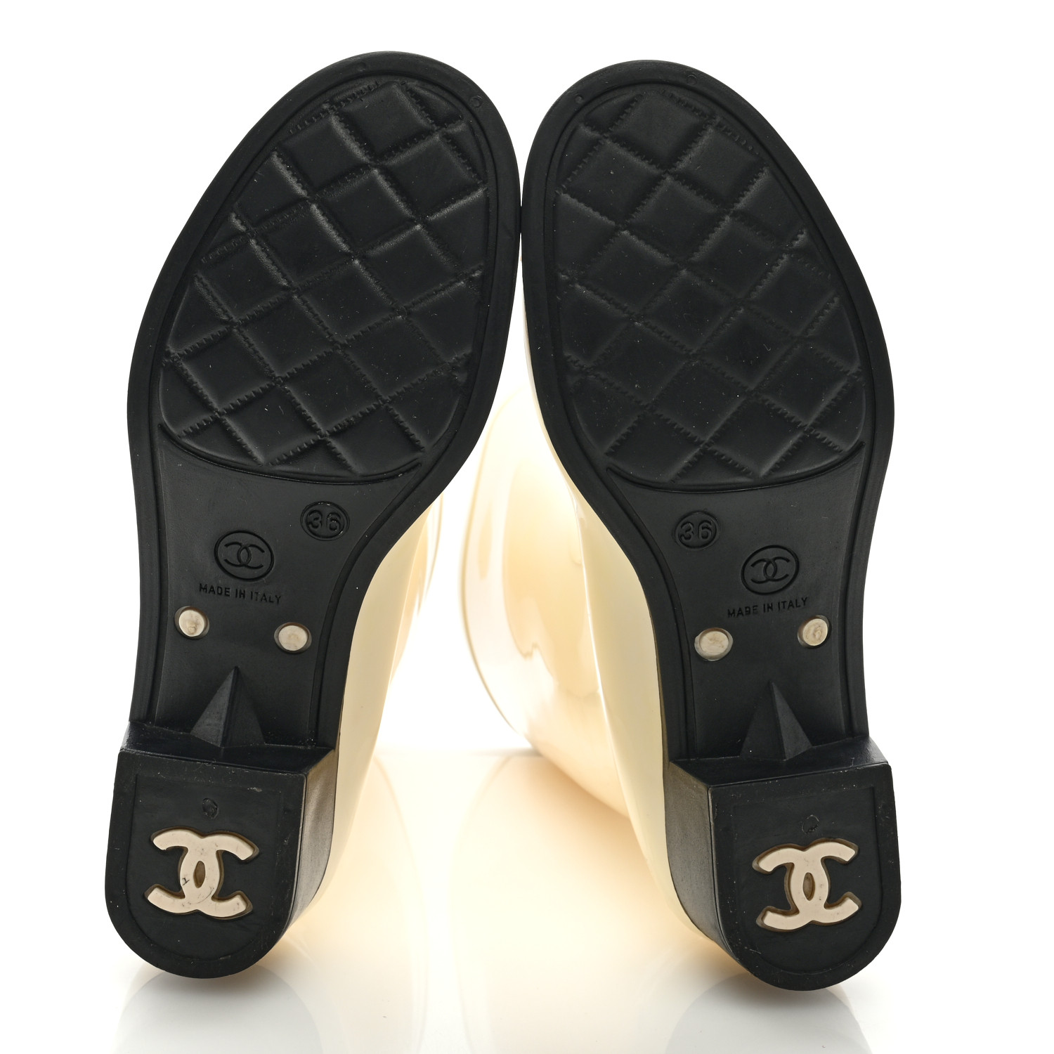 CHANELラバーブーツ　36 CHANEL Rubber Camellia Rain Boots 36 Off White 1452254