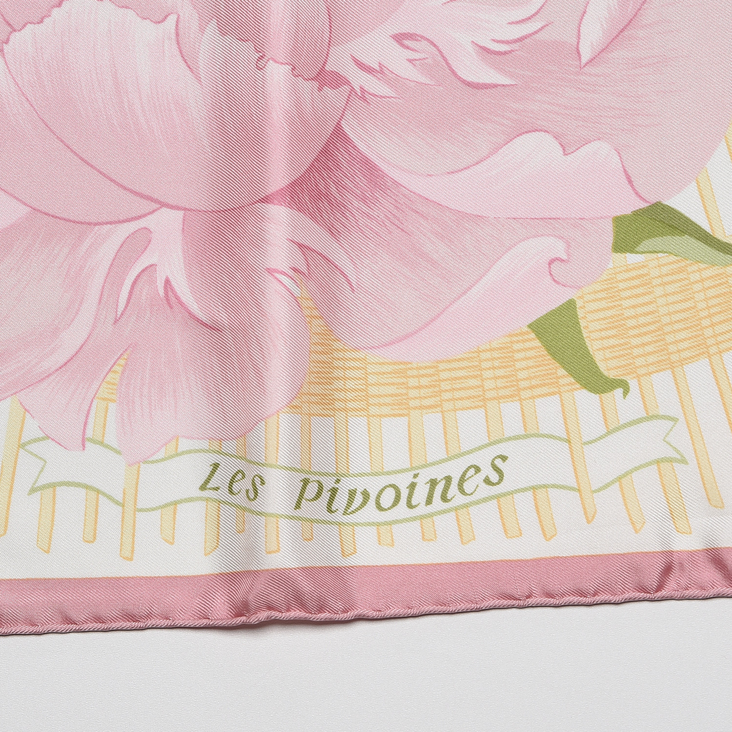 HERMES Silk Les Pivoines Scarf 90 486120 | FASHIONPHILE