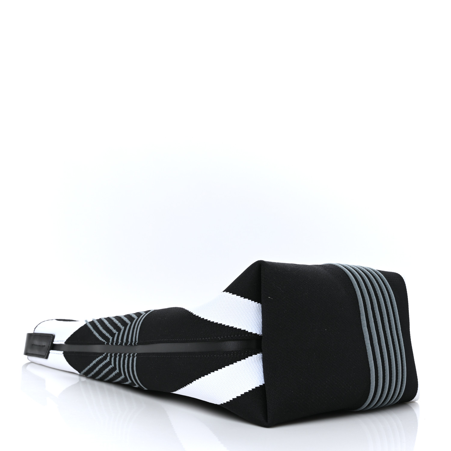HERMES（エルメス）- Etriviere shoulder MM dynamo ブラック HERMES Etriviere(エルメス エトリヴィエール) ショルダーバッグ