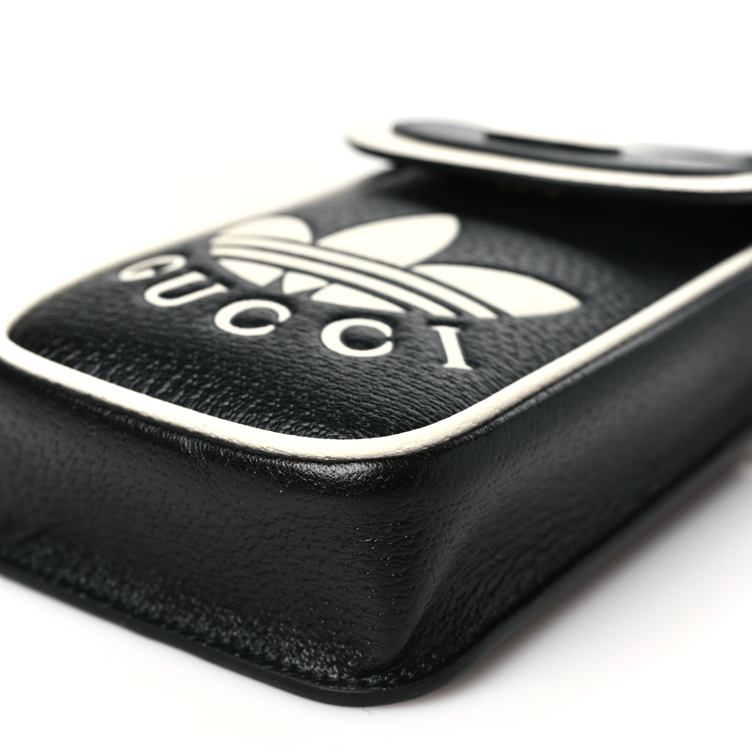 Gucci×adidas【デザイン性と機能性を兼ねた☆Phone Case 】 Gucci×adidas【デザイン性と機能性を兼ねた☆Phone Case 】