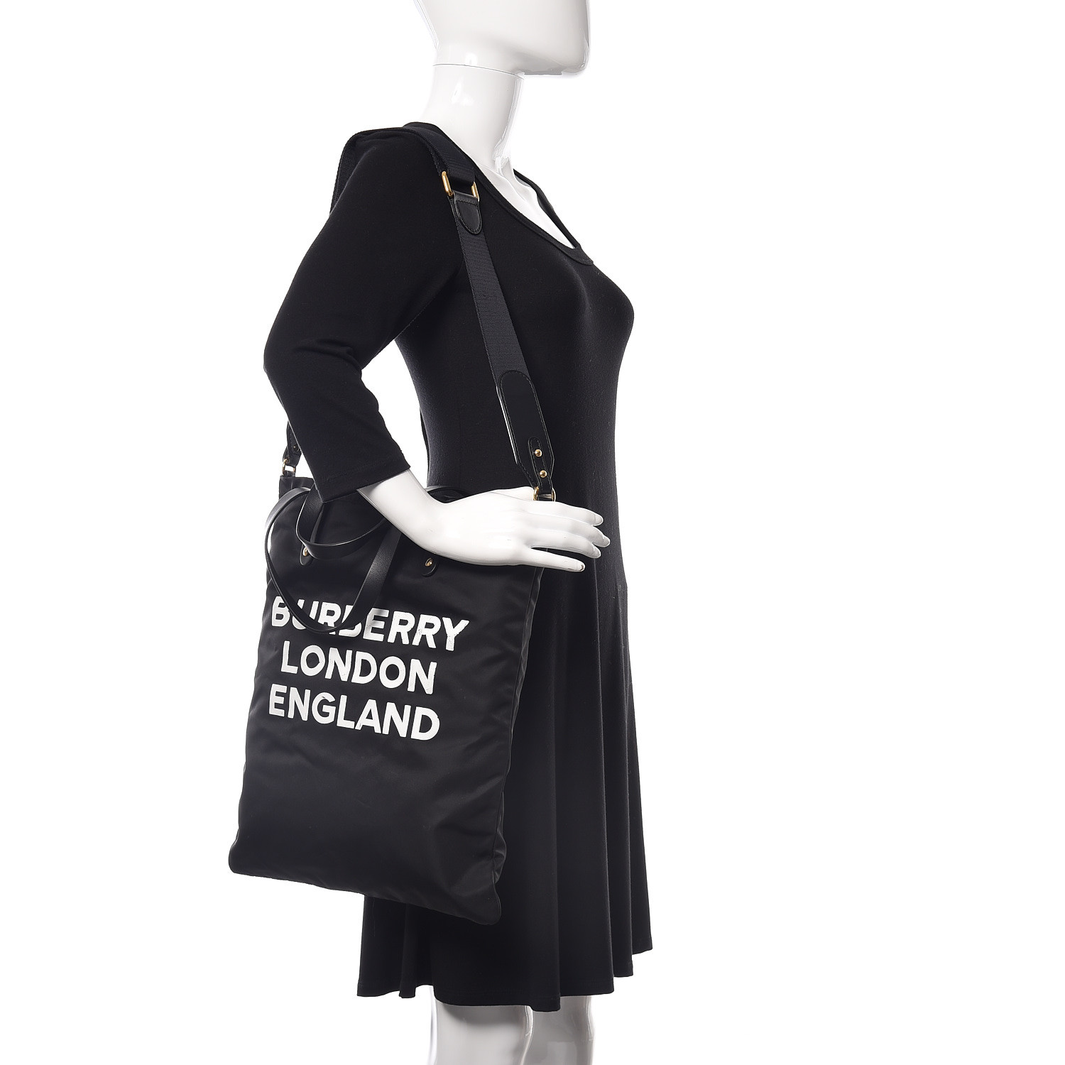 BURBERRY ★SALE★ LL SM NYLON TOTE ロゴプリント トート 3色 org.jpg