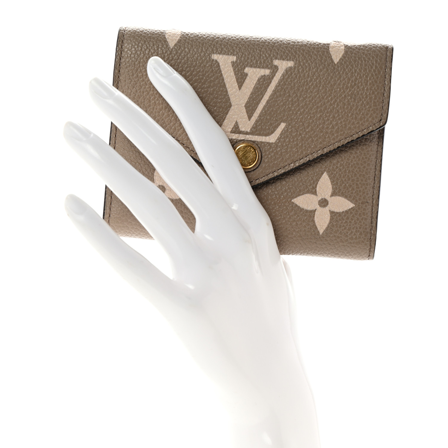 【大人気*送料負担】LV 財布 Victorine トゥルテレル クリーム LOUIS VUITTON Empreinte Monogram Giant Victorine Wallet