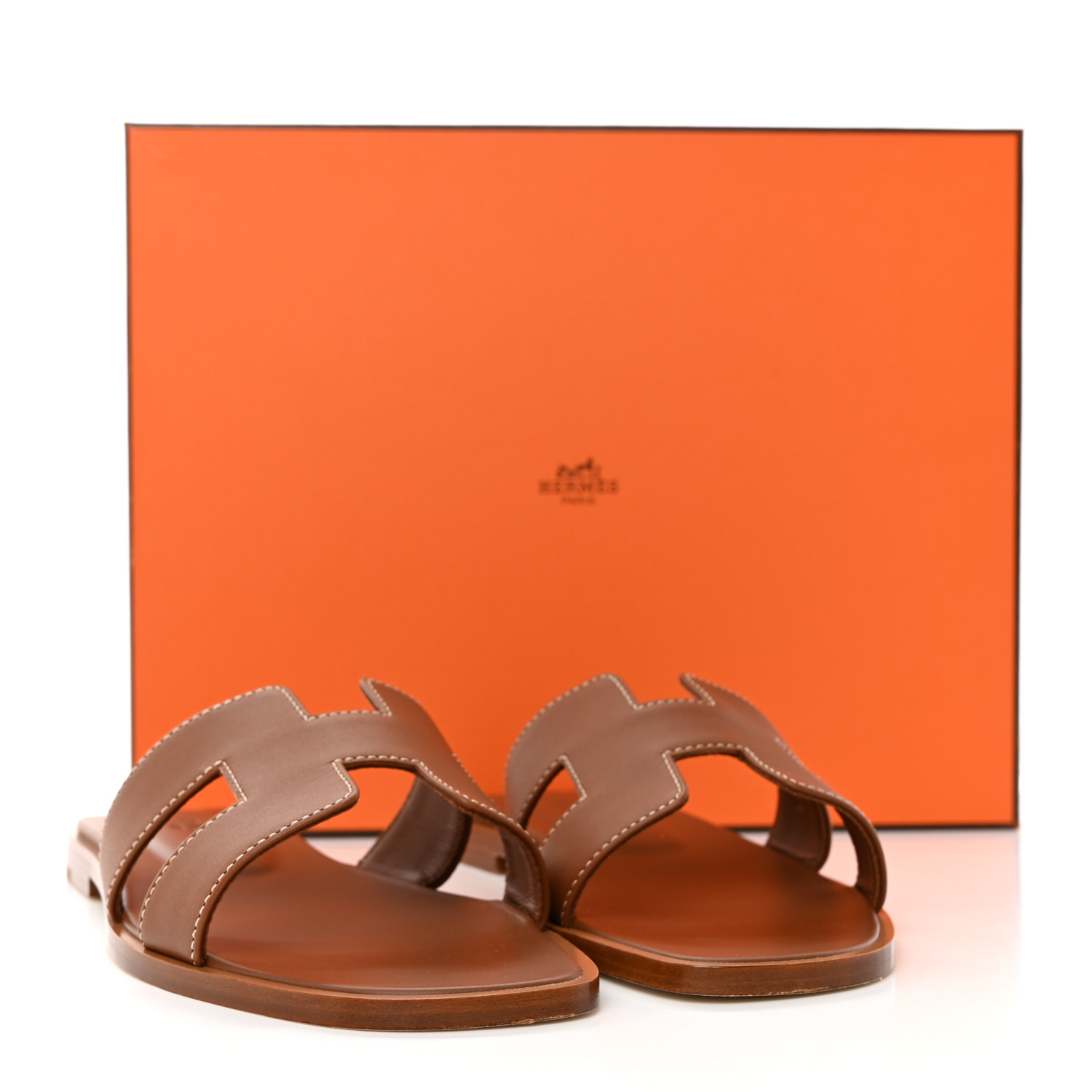 足元が軽やかに際立つ♪【HERMES】Oran Sandal Box Calfskin HERMES Oran Box Calfskin Sandals 36.5 6.5 Brown H Cutout