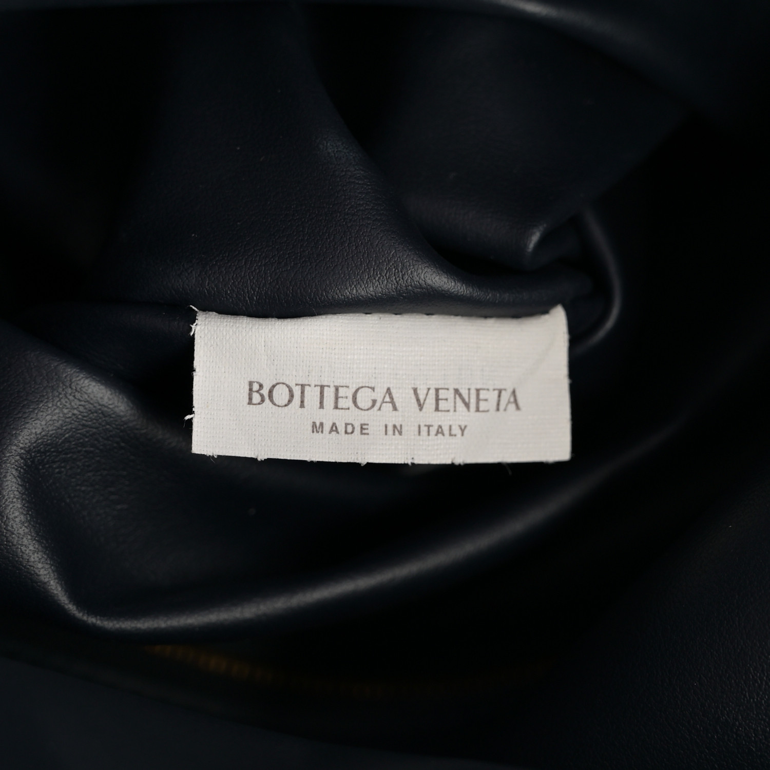 BOTTEGA VENETA Intrecciato Large Hop Space 1684364