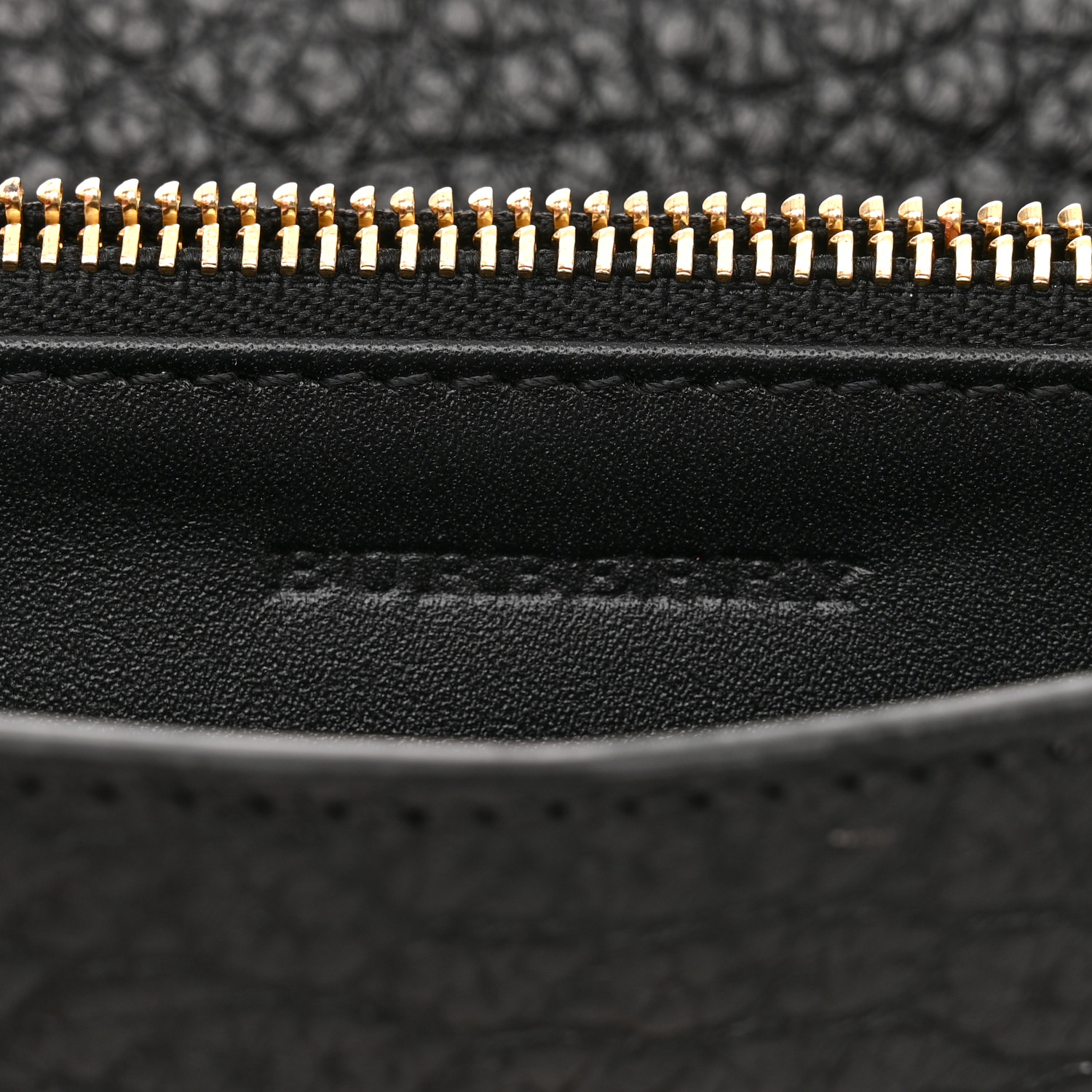 BURBERRY Signature Grain Small Madison Chain Clutch Black