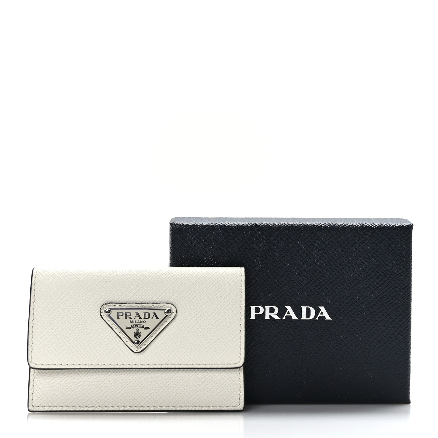 【PRADA】Triangle logo Saffiano minimal card holder PRADA Saffiano Triangle Card Holder White 1359038 | FASHIONPHILE