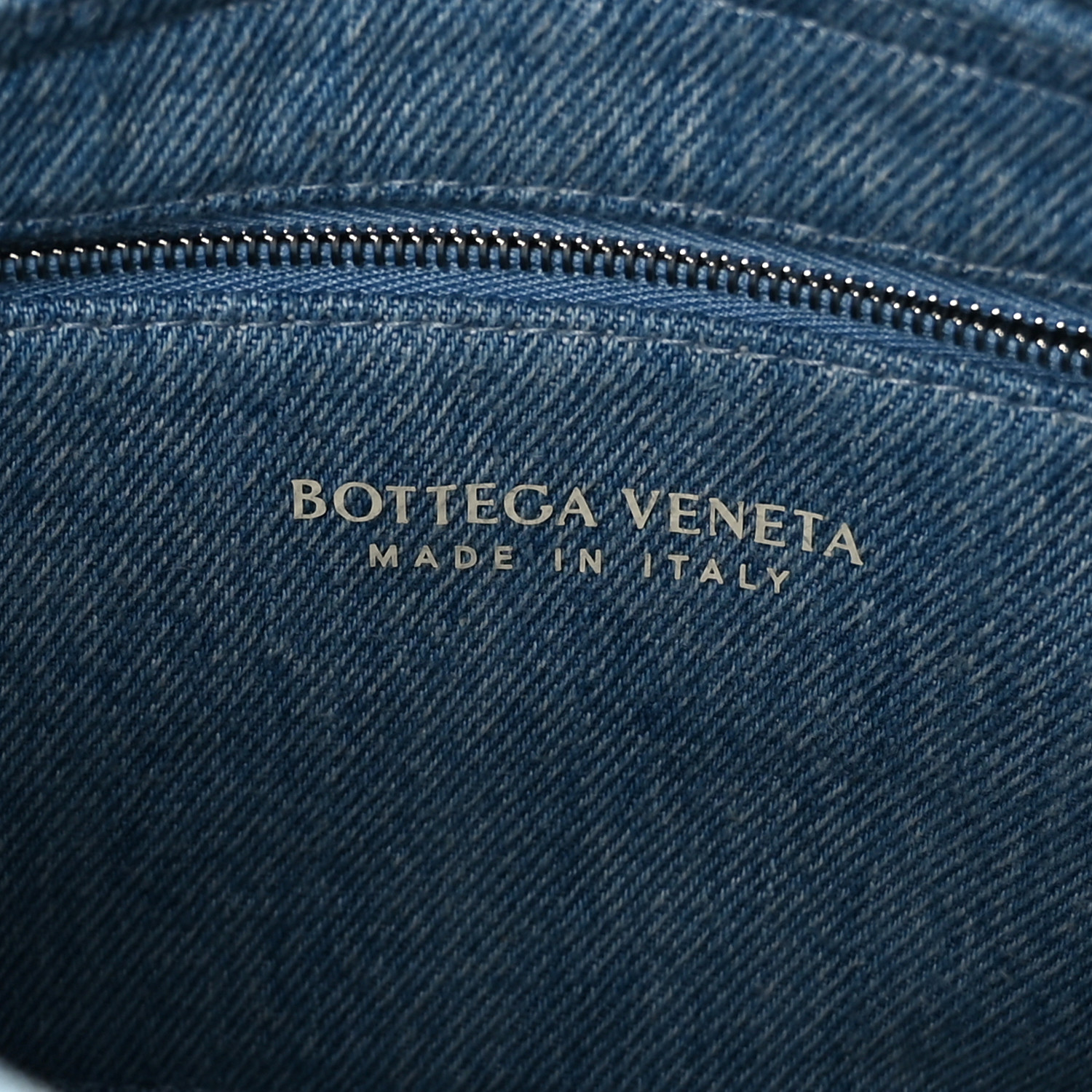 小物 BOTTEGA BOTTEGA VENETA Denim Maxi Intrecciato Brick Cassette Bag