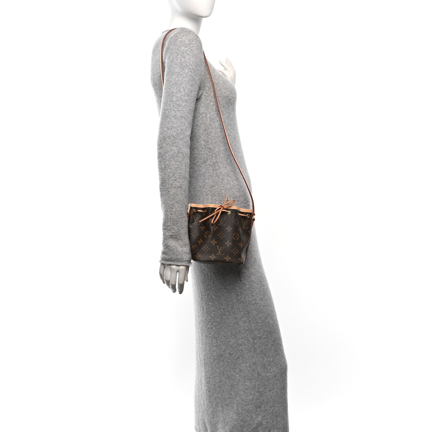 【大人可愛いサイズ感】LOUIS VUITTON★Nano Noe バッグ Louis Vuitton Monogram Nano Noe Nano Crossbody bag in Coated