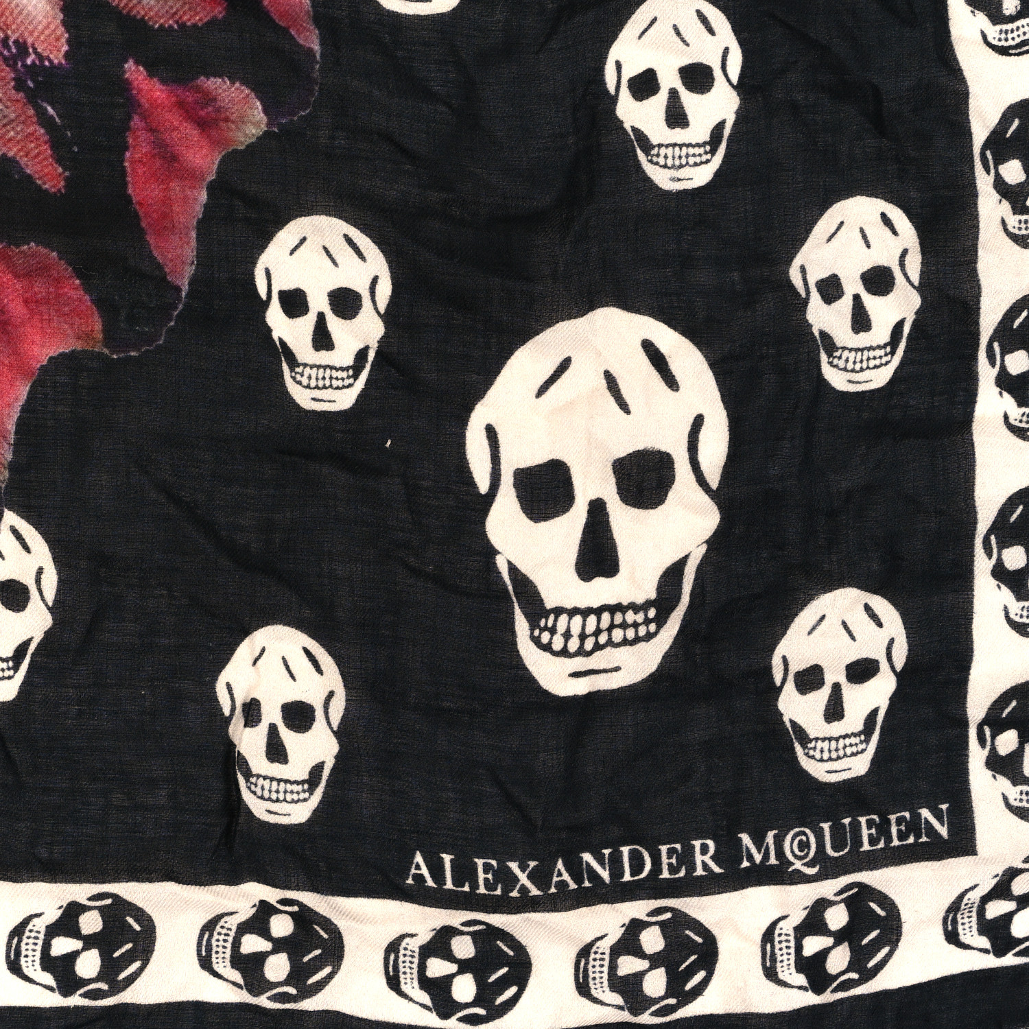 ALEXANDER McQUEEN 花びらモチーフ スカーフ ALEXANDER McQUEEN 花びらモチーフ スカーフ