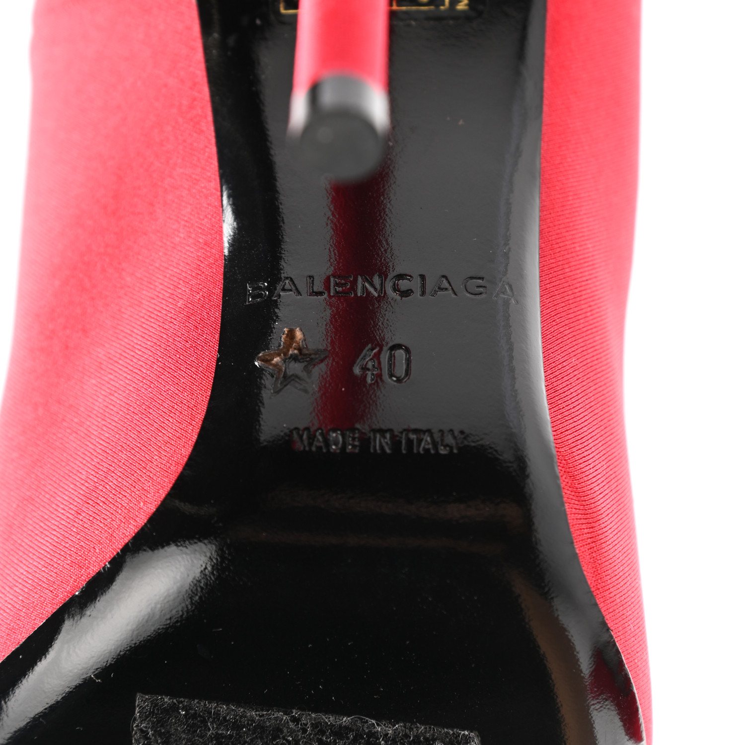 BALENCIAGA ナイフ スリンクハック ハンフス 817731W11I0 1000 BALENCIAGA ナイフ スリンクハック ハンフス 817731W11I0 1000