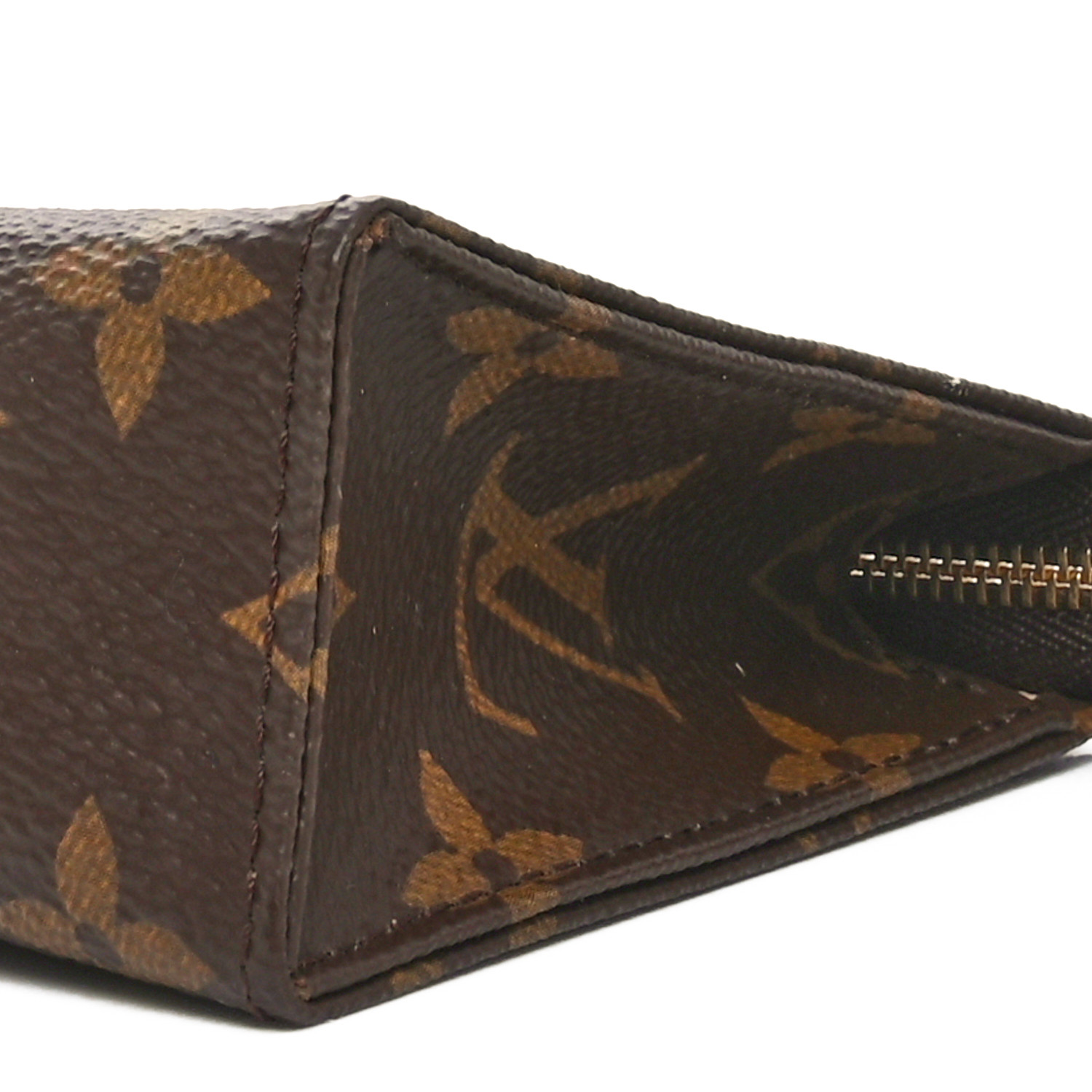 TT42 ルイヴィトン　ポーチ LOUIS VUITTON Monogram Toiletry Pouch 15 1696782 | FASHIONPHILE