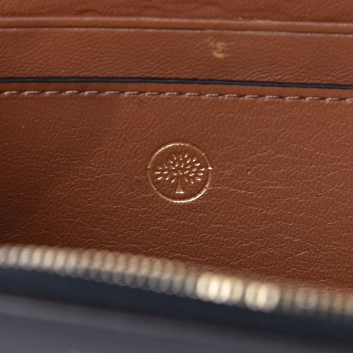 MULBERRY Smooth Calfskin Squirrel Embroidered Part Zip Coin