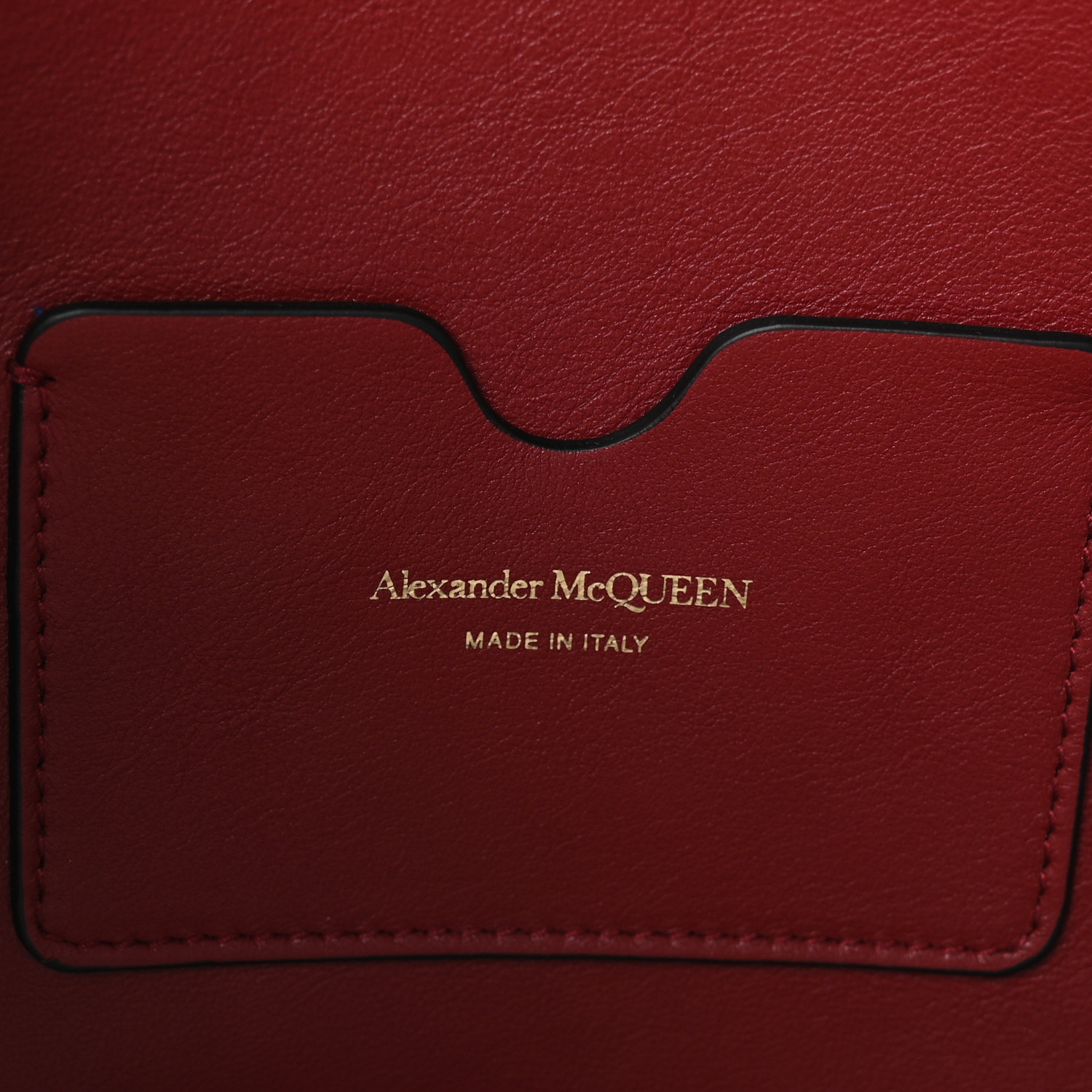 速くおよび自由な ALEXANDER Black Shopper Signature Embossed Calfskin MCQUEEN 洋書