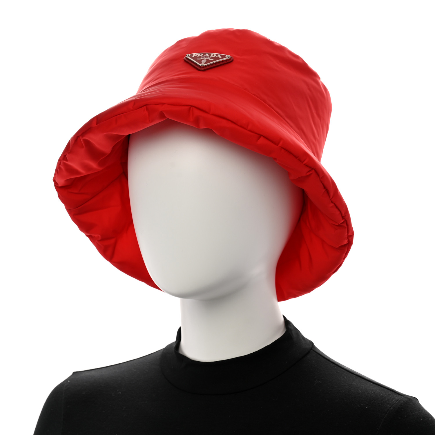 【PRADA】triangle logo padded bucket hat / 2HC248 2DV4 PRADA Re-Nylon Metal Triangle Logo Mens Padded Bucket Hat M