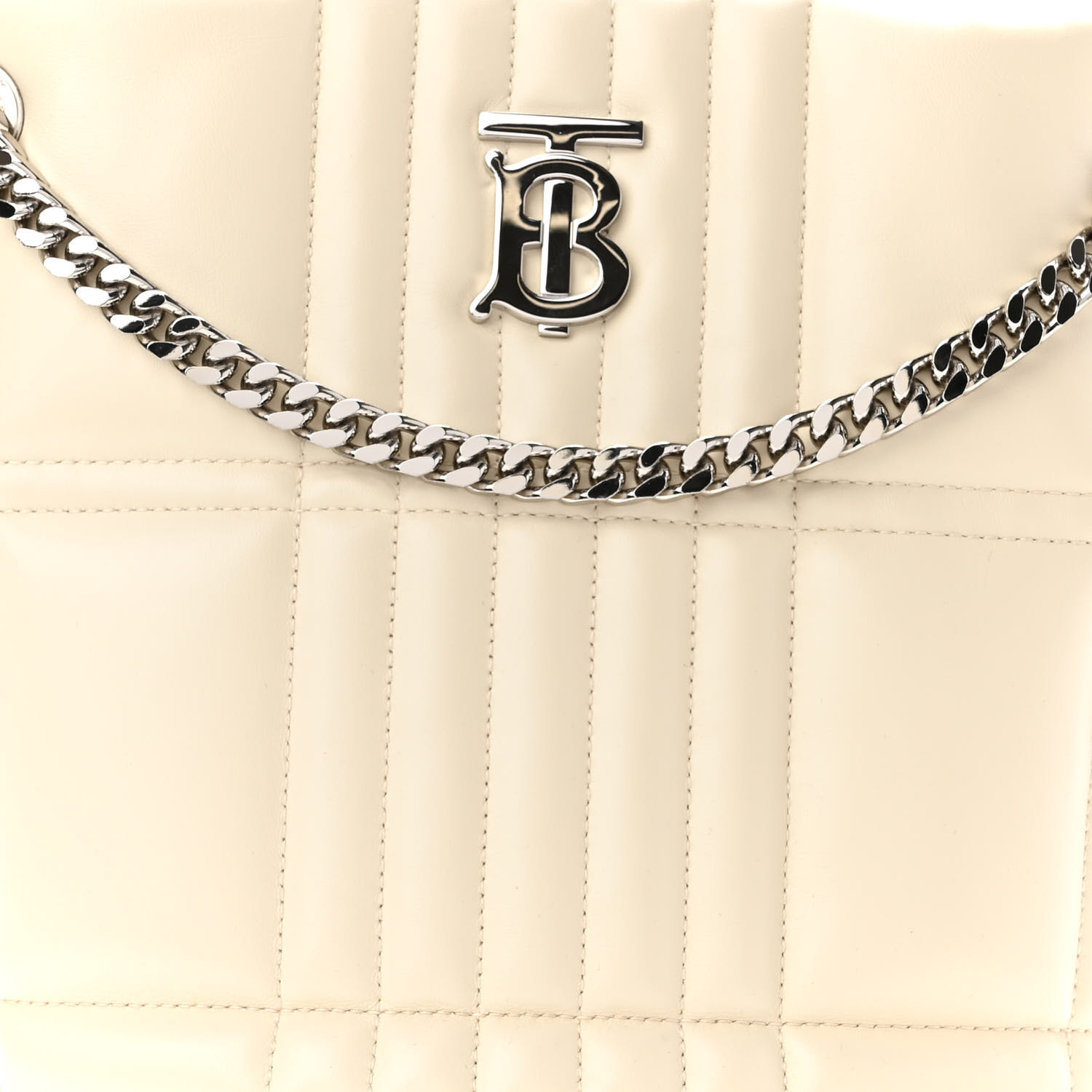 ☆BURBERRY☆Small Quilted Lola Bucket Bag - Pale Vanilla☆ BURBERRY Lambskin Quilted Small Lola Bucket Bag Pale Vanilla