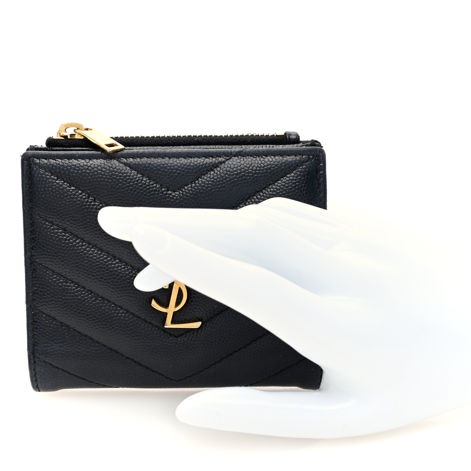 ★Saint Laurent★ Monogram Matelasse Zipper Card Holder Blac SAINT LAURENT Grain De Poudre Matelasse Chevron Monogram