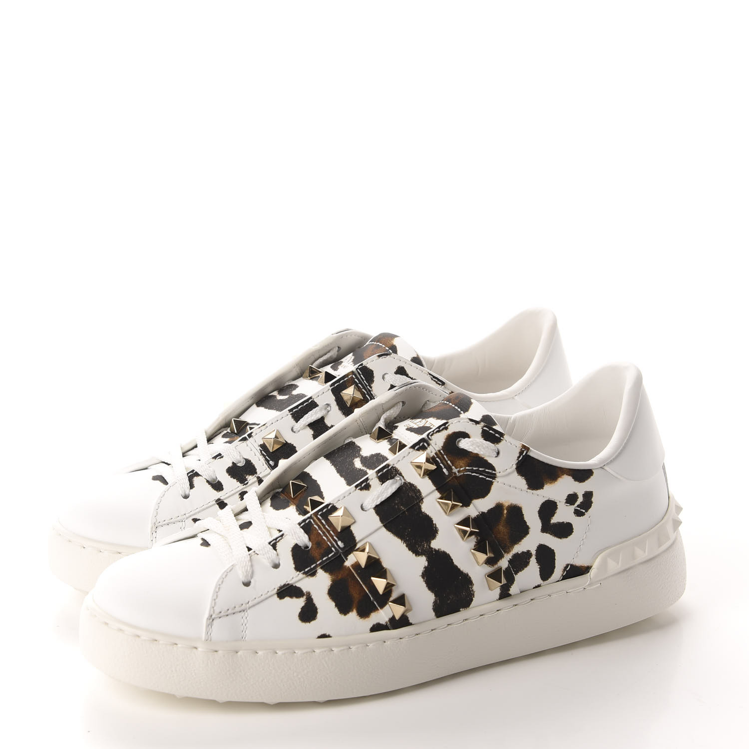 VALENTINO GARAVANI Calfskin Leopard Print Rockstud Untitled