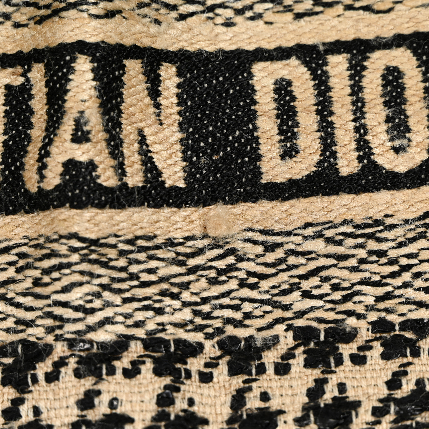 Christian Dior ハウンドトゥース スカーフ DIOR ハウンドトゥースロゴパターンスカーフ レッド／ホワイト
