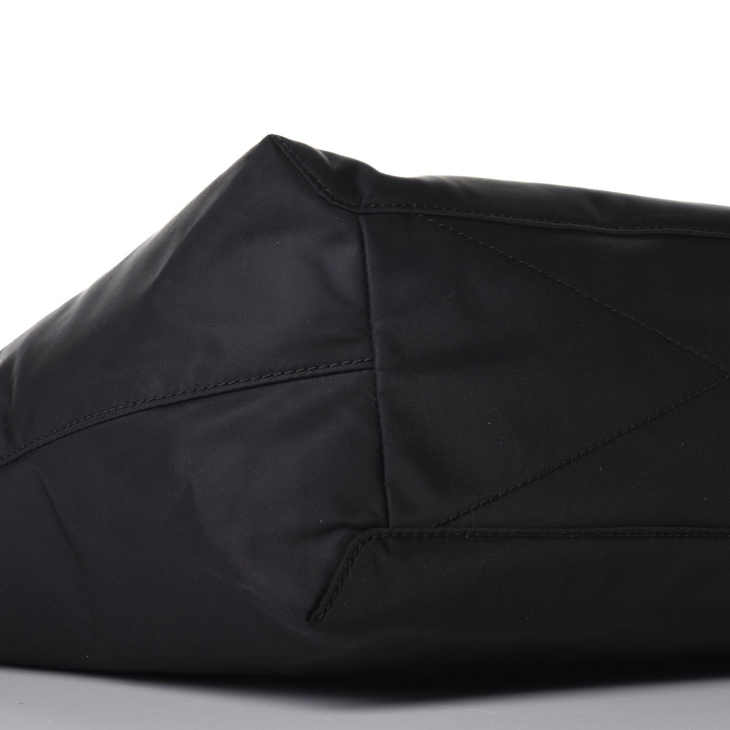 MARC JACOBS Nylon Wingman Tote Black 758923 | FASHIONPHILE