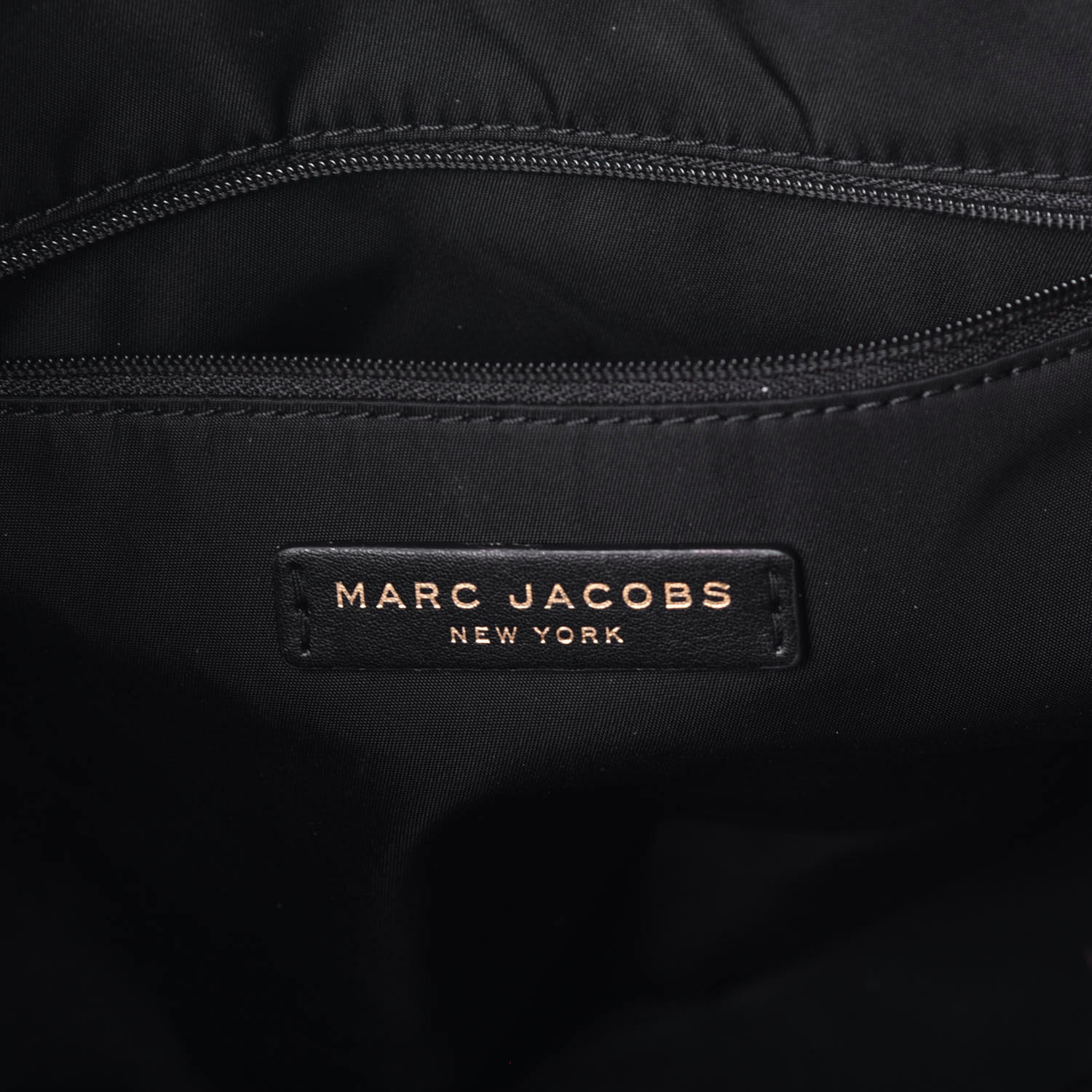 MARC JACOBS Nylon Wingman Tote Black 758923 | FASHIONPHILE