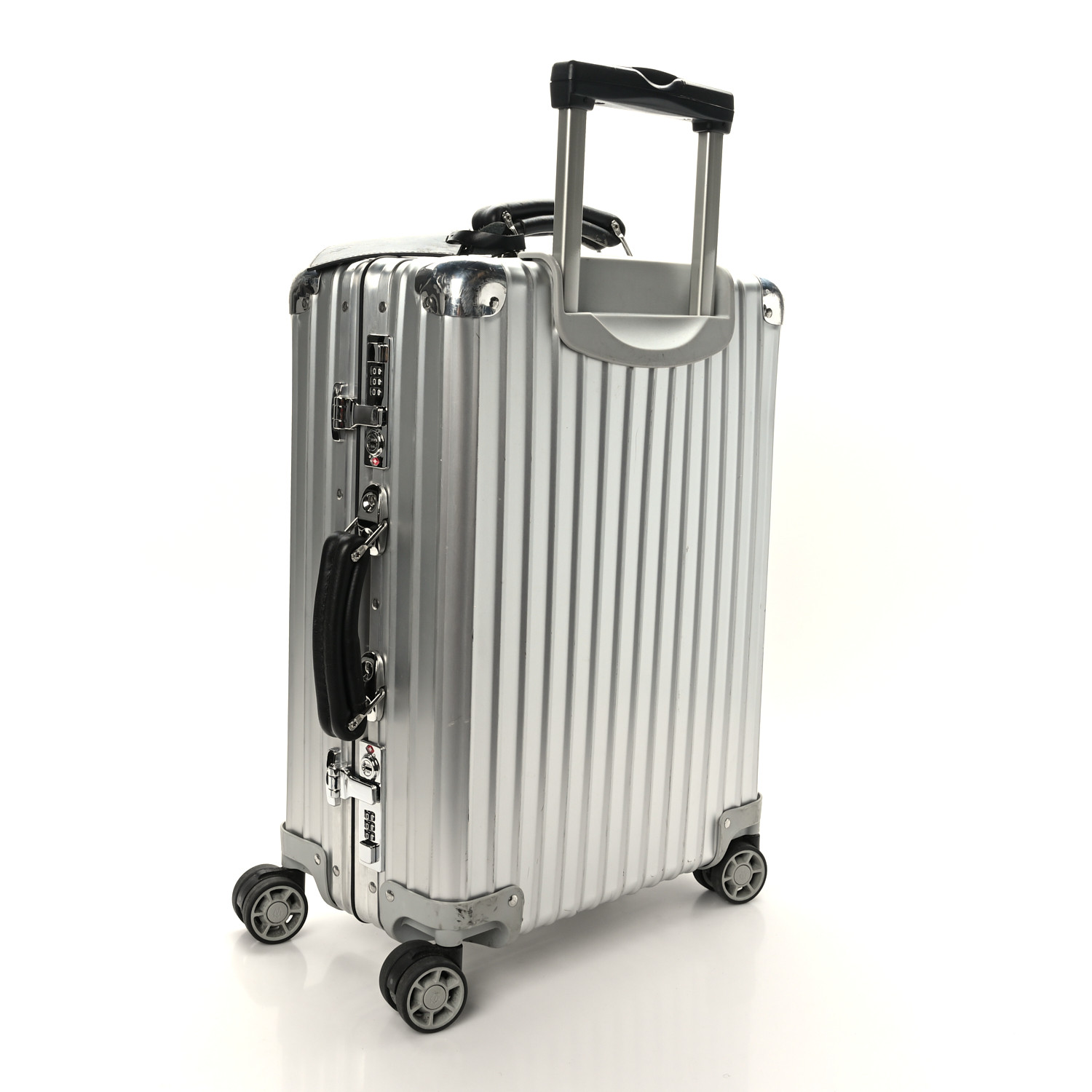 RIMOWA Aluminum Classic Cabin Silver 1418212 | FASHIONPHILE