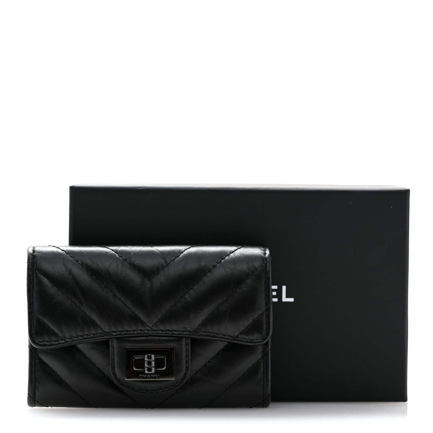 入手困難【CHANEL】2.55 Card Holder Aged Calfskin & SoBlack CHANEL Aged Calfskin Chevron Quilted Reissue Flap Card