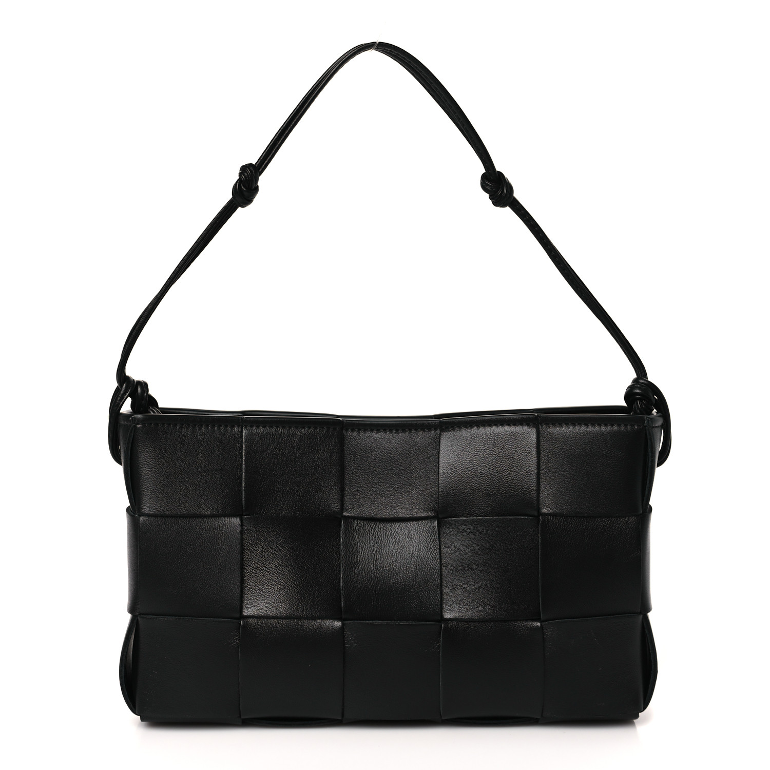 【BOTTEGA VENETA】Intreciato pouch strap cassette bag BOTTEGA VENETA Calfskin Maxi Intrecciato Cassette Pouch On