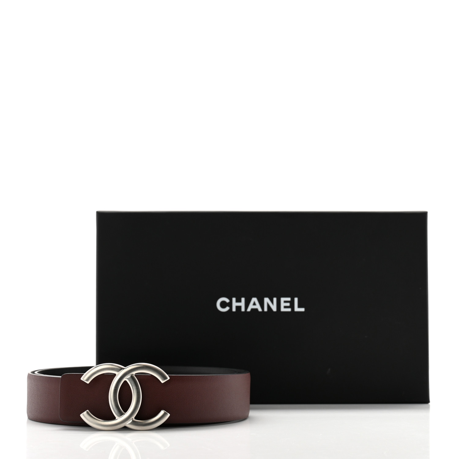 洗練を極める一本【CHANEL】Calfskin Belt Black Burgundy CHANEL Calfskin CC Reversible Belt 70 28 Black Burgundy