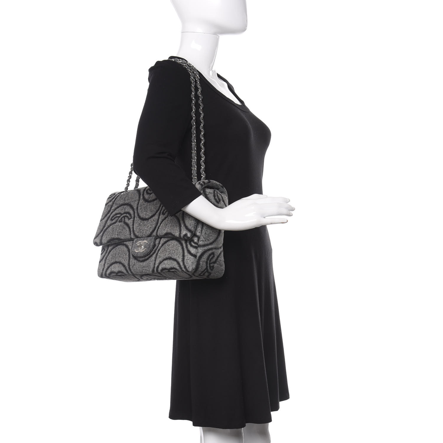 レア！【正規品】 CHANEL CAMBON LINE カタログ 1冊 Chanel Cambon Line Chain Wallet Black/Silver Ladies Ram Skin