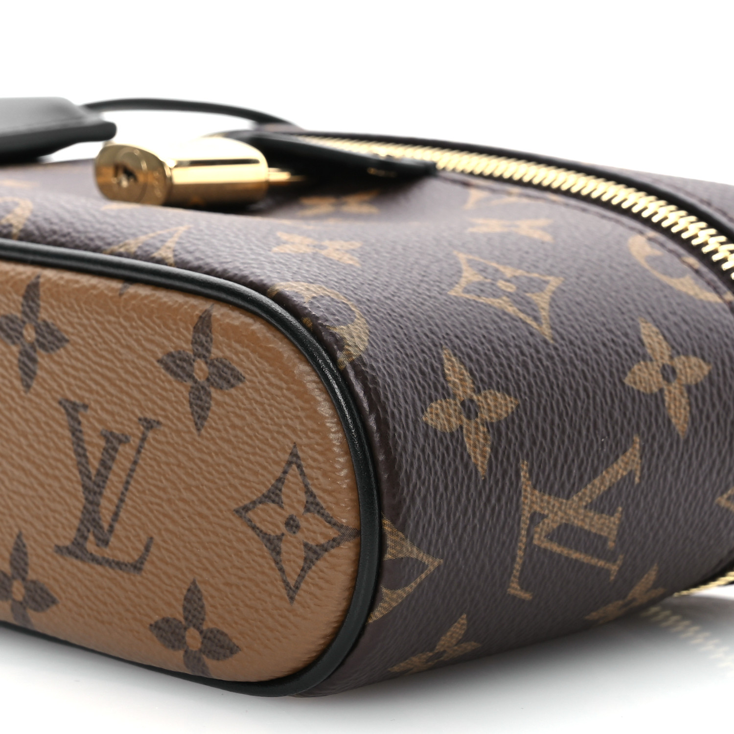 LOUIS VUITTON Reverse Monogram Vanity Chain Pouch 1664144
