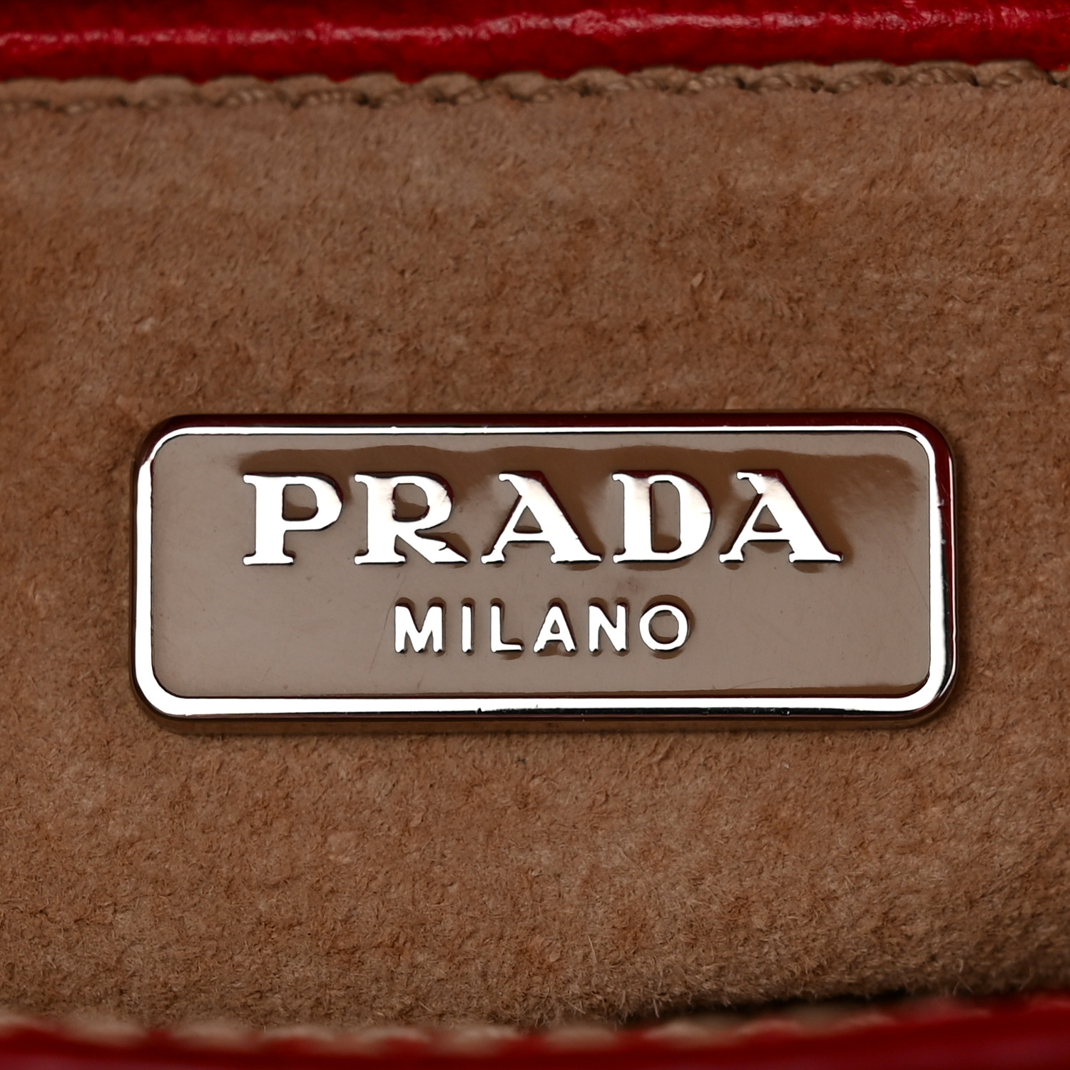 PRADA City Calf Cinghiale Crossbody Bag Rubino 1663990