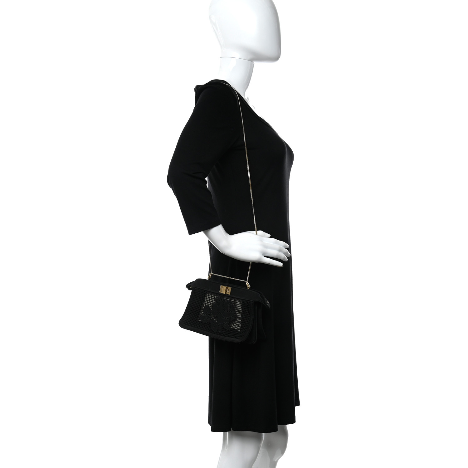 FENDI 　♡I♡ Fendi Daisy Embroidered Denim Baguette - Burgundy Shoulder
