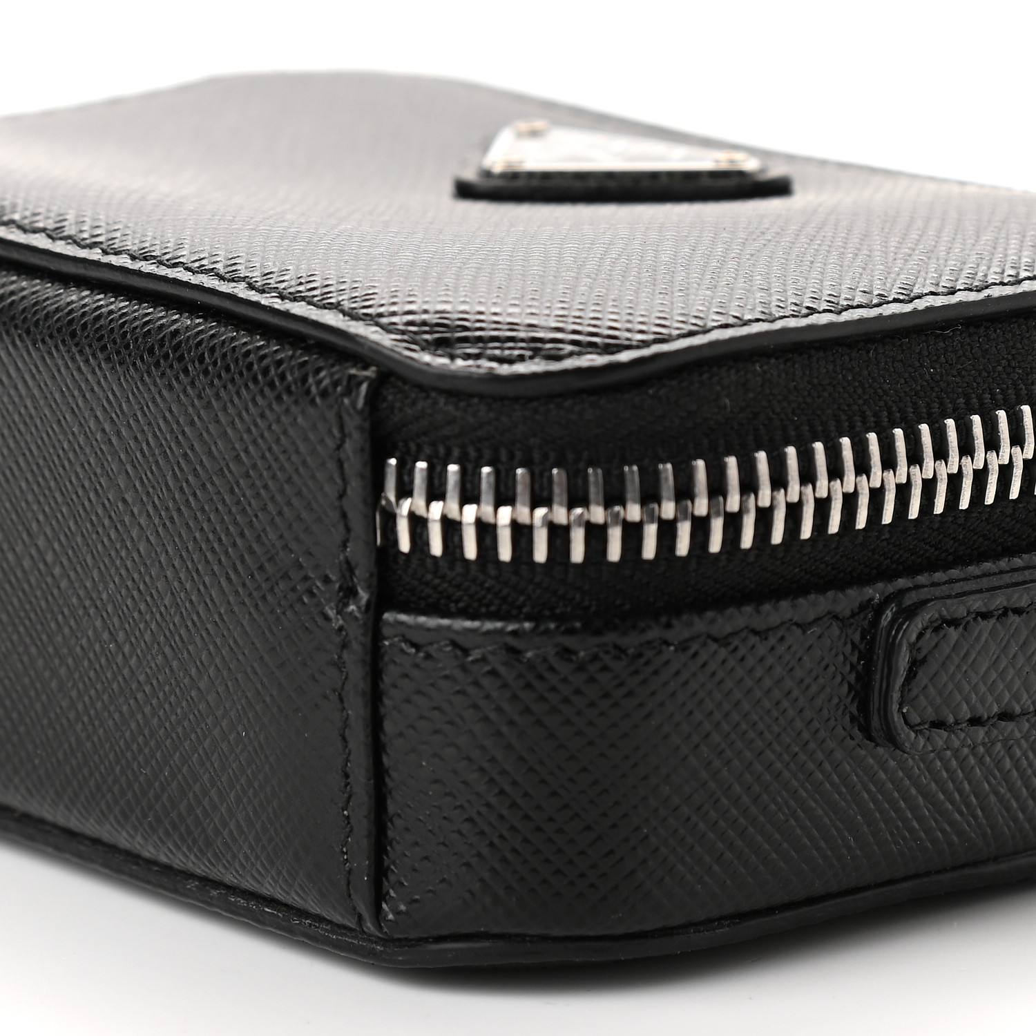 ショルダーバッグ PRADA SAFFIANO TRAVEL SHOULDER BAG\t2VH113DMP\t9Z2\tF0002\tNERO s-l1200.png