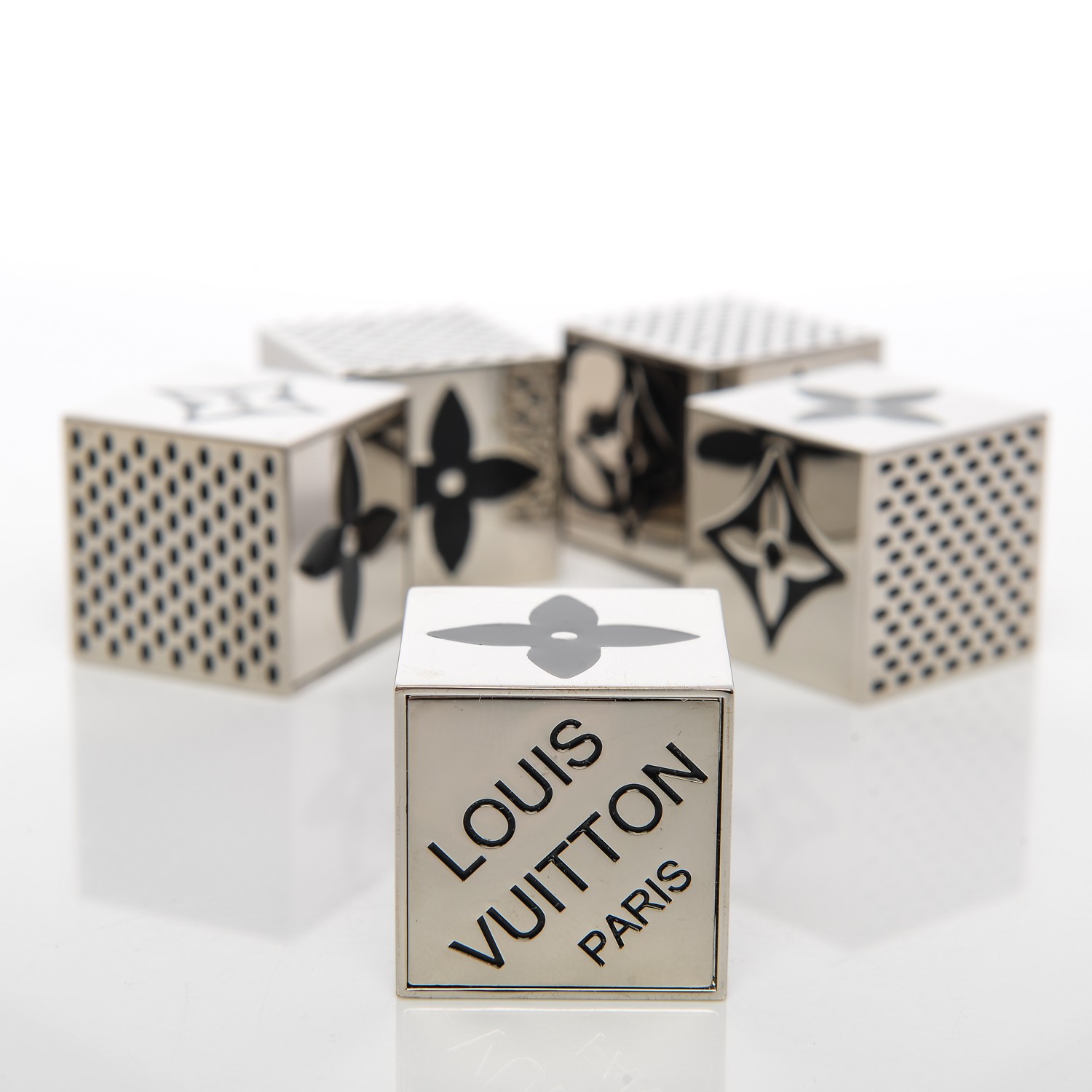 LOUIS VUITTON キューブゲーム Louis Vuitton Cube Game Decor - Designer WishBags