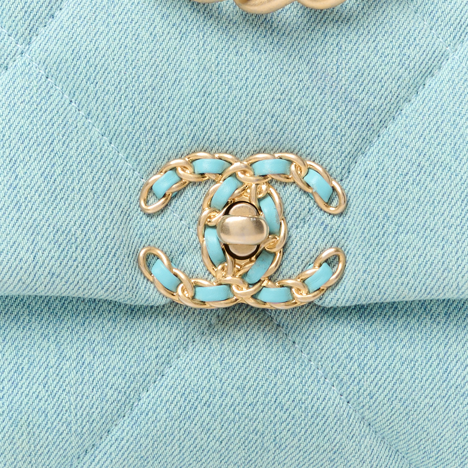 CHANEL Denim Quilted Medium Chanel 19 Flap Light Blue