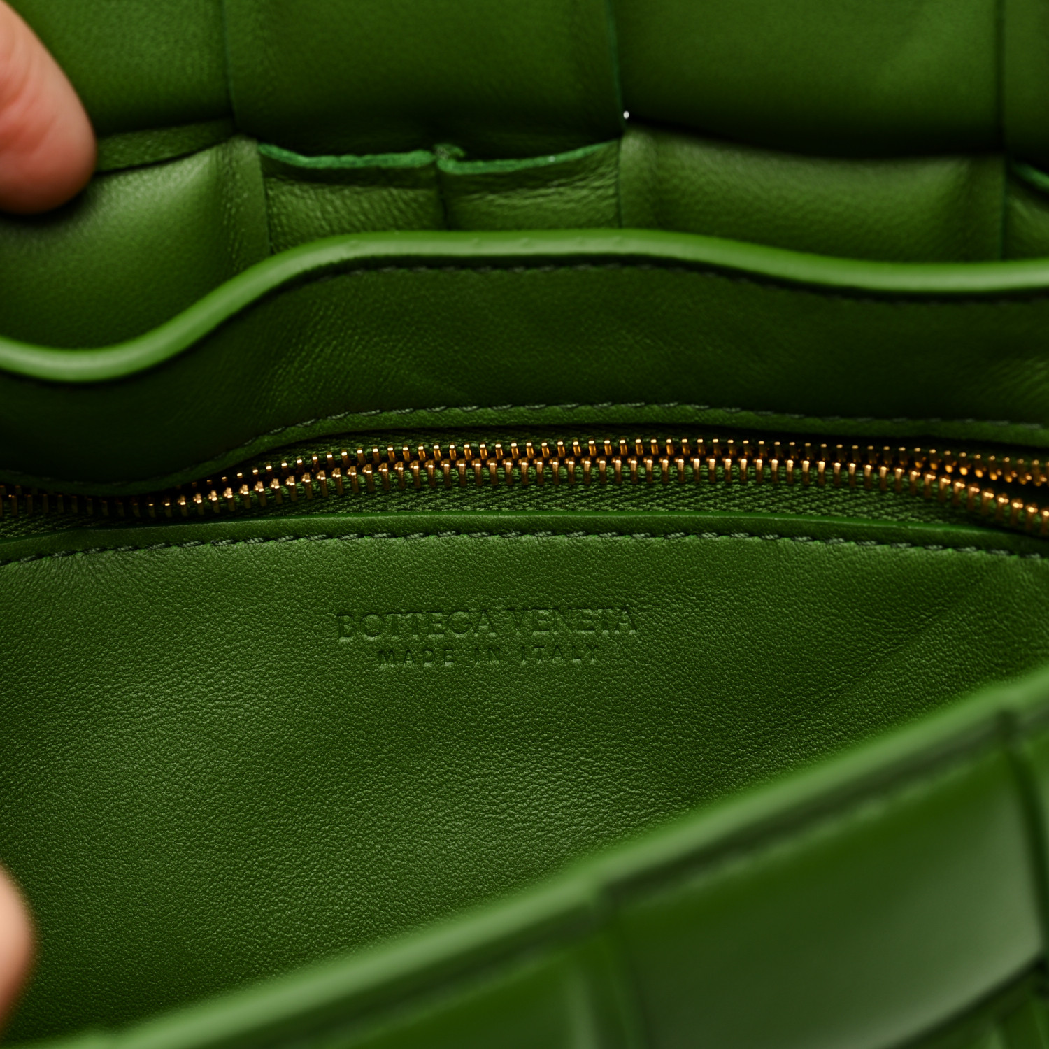 ショルダーバッグ Bottega Veneta Borsa Cassette Avocado In Nylon Bottega Veneta: Cassette Bag (Avocado) | Gagosian Shop