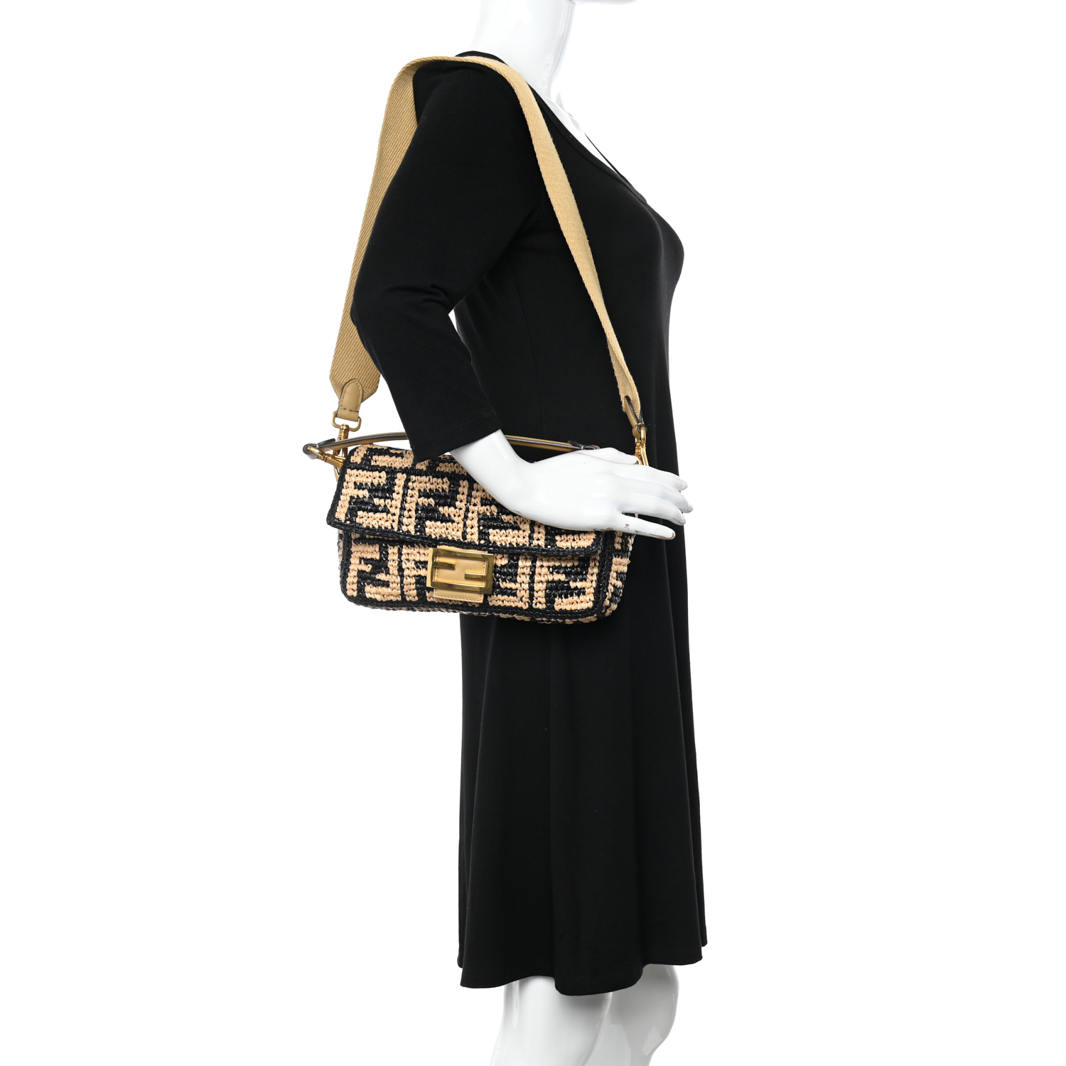 【FENDI】BAGUETTE PAGLIA CROCHET◆8BR600AV26 Fendi Baguette NM Bag Woven Crochet Medium Green 2422761