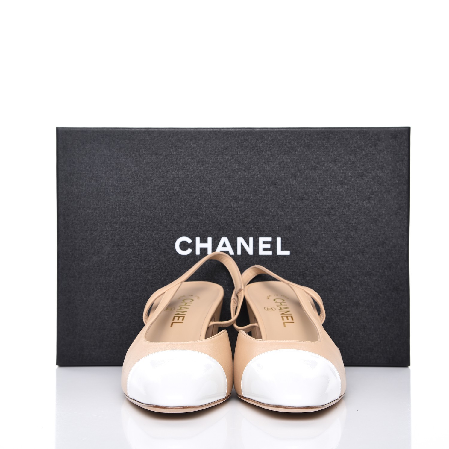 CHANEL♡新作♡ミュール♡足元に気品♡ Chanel-pearls-detailed-beige-