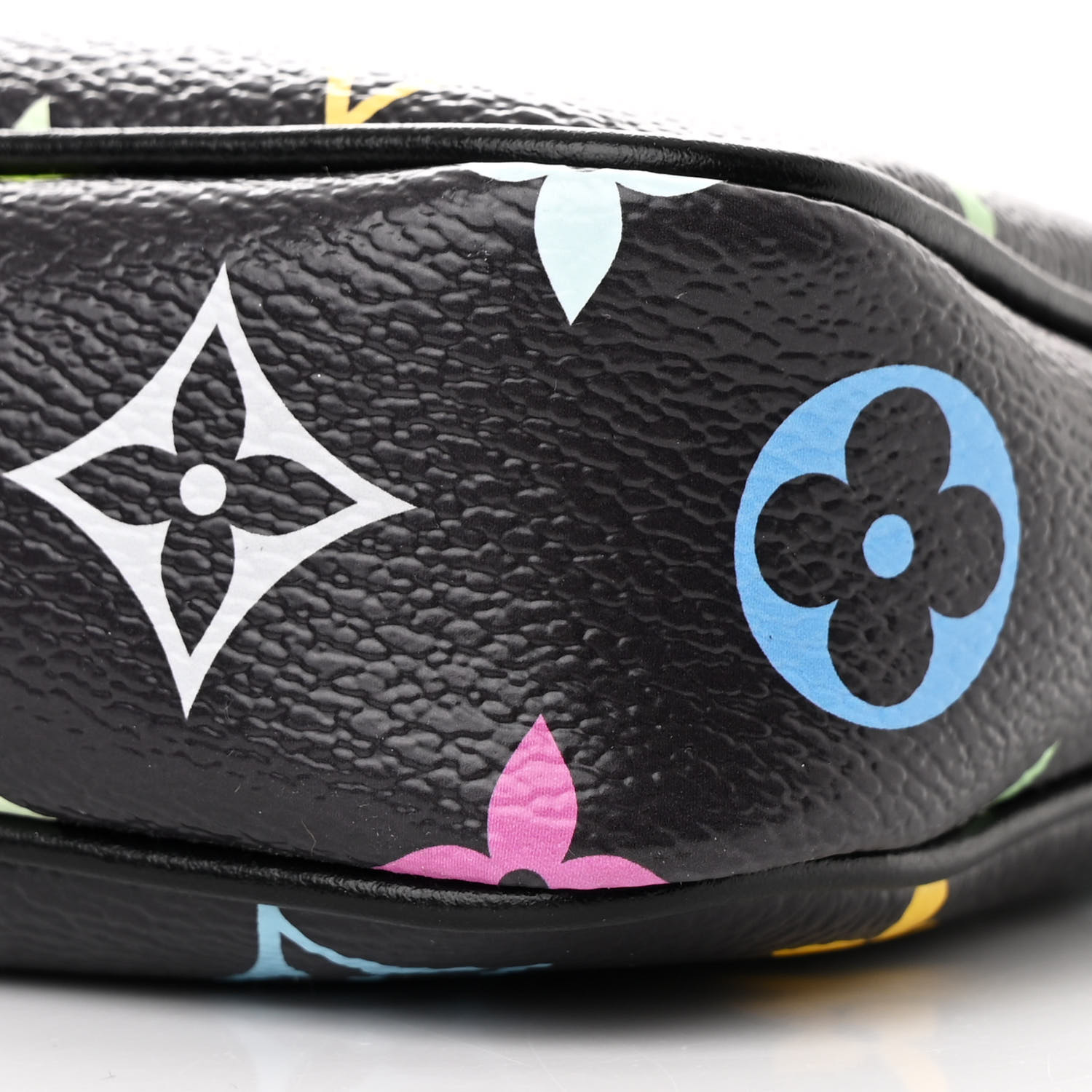 小物 LOUIS VUITTON fc95abc2907dabf83199288aa74213