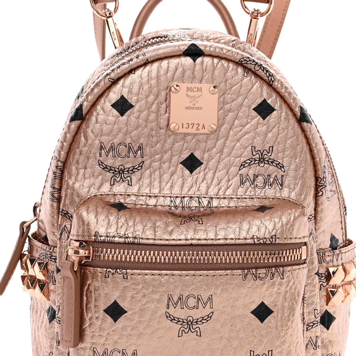 【希少デザイン】MCM Stark Bebe Boo バックパック　ゴールド金具 New MCM Stark Bebe Boo Backpack in Visetos $825+tax | eBay