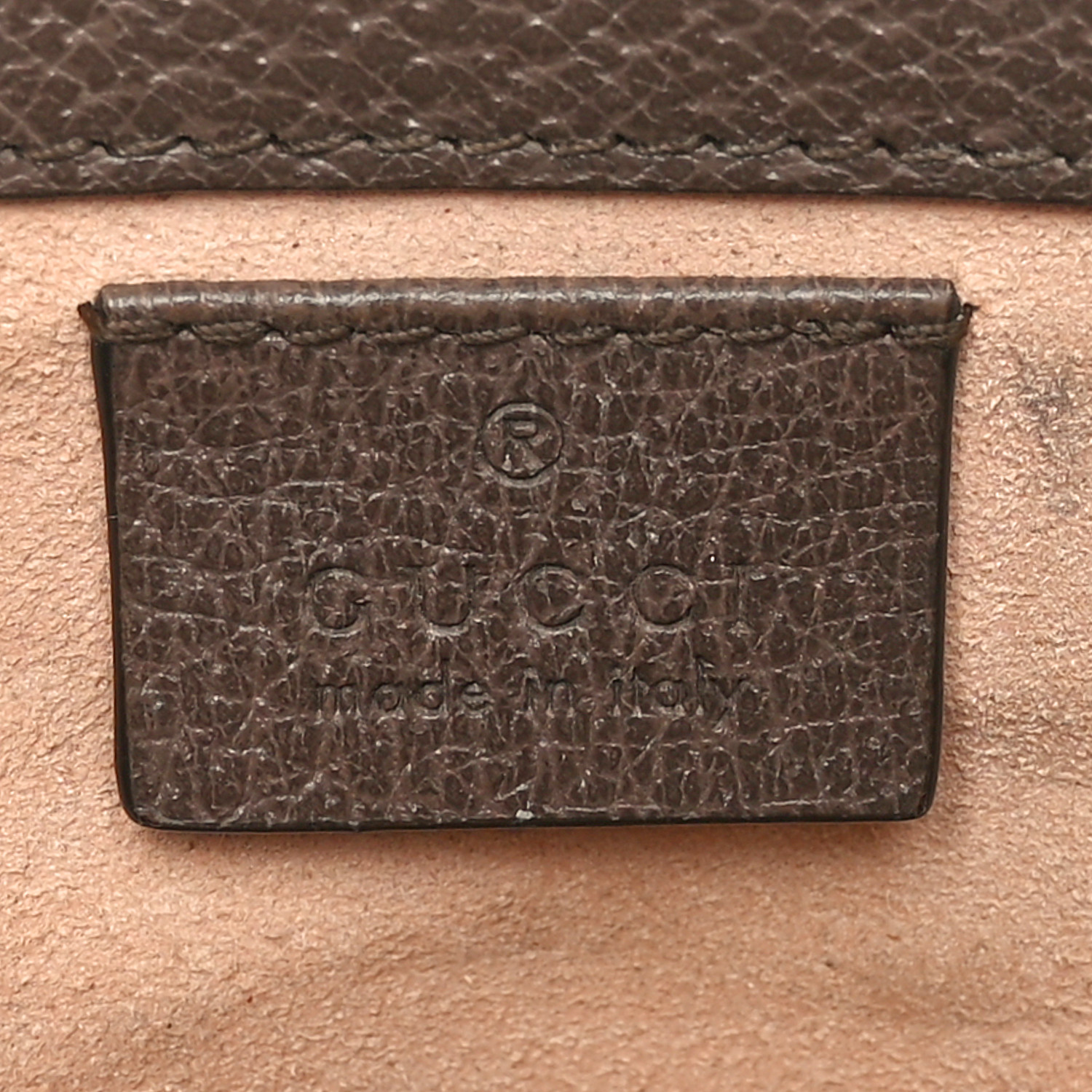 ユページ GUCCI GG Supreme Monogram Textured Dollar Calfskin Web