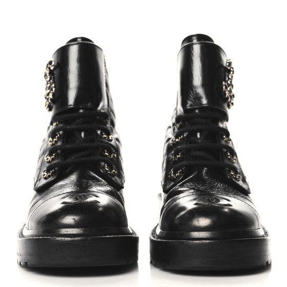 靴 CHANEL 35 CHANEL Shiny Calfskin Quilted Lace Up Combat Boots 35 Black