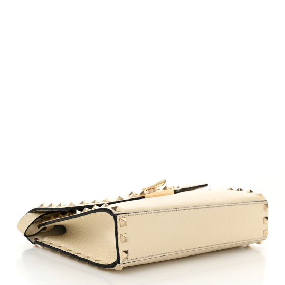 VALENTINO バッグ VALENTINO GARAVANI Pebbled Calfskin Medium Rockstud Flip