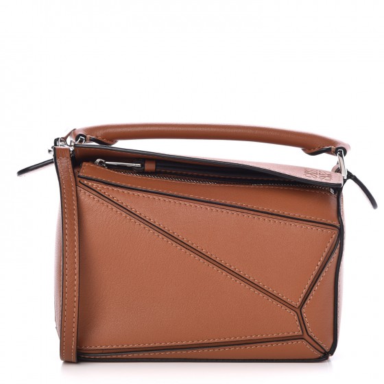 LOEWE パズル ミニ タン LOEWE Calfskin Mini Puzzle Bag Tan 318291 | FASHIONPHILE