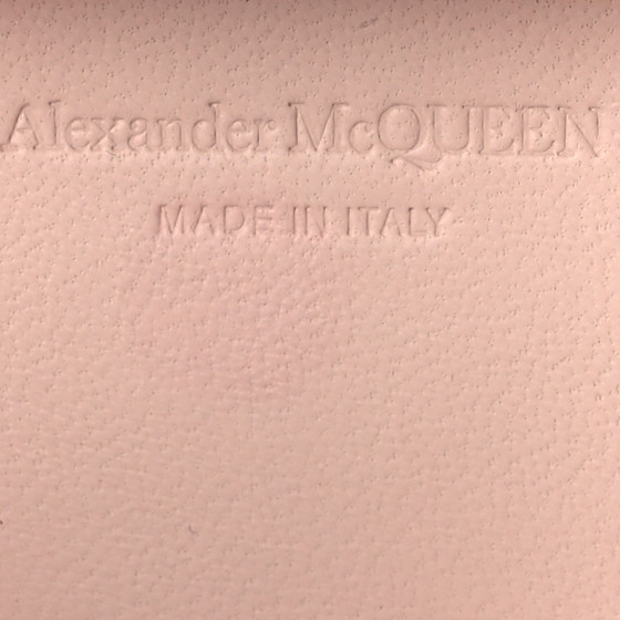 ALEXANDER MCQUEEN Woven Straw Four Ring Chain Knuckle Clutch