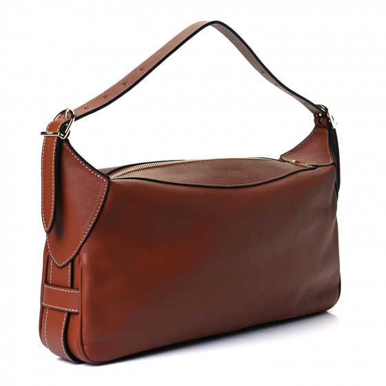 【日本入手困難】MEDIUM ROMY IN SUPPLE GRAINED CALFSKIN CELINE Supple Calfskin Mini Romy Shoulder Bag Tan 1672188