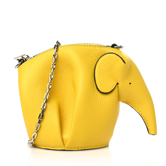 【国内発送】Elephant Pocket in classic calfskin LOEWE Elephant Pocket In Classic Calfskin Tan C623B02X04